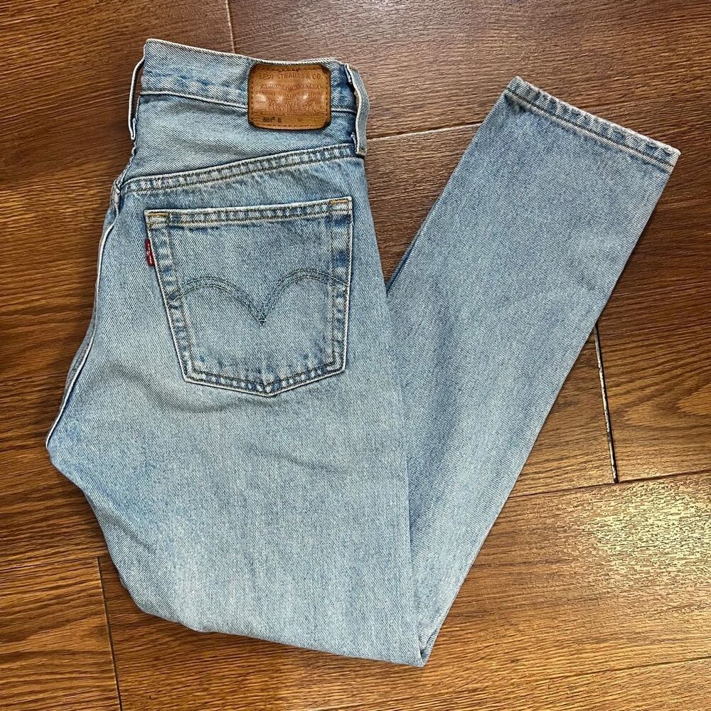 Levi-s Women's Blue Jeans